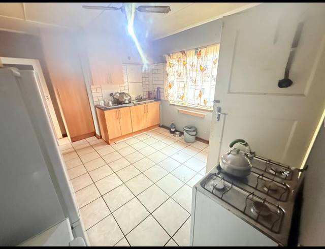 3 BEDROOM HOUSE FOR SALE IN VANDERBIJLPARK CW 1